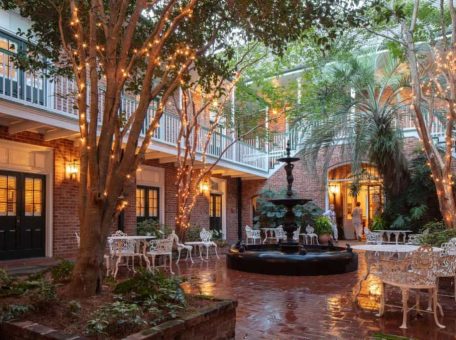 French Quarter courtyard